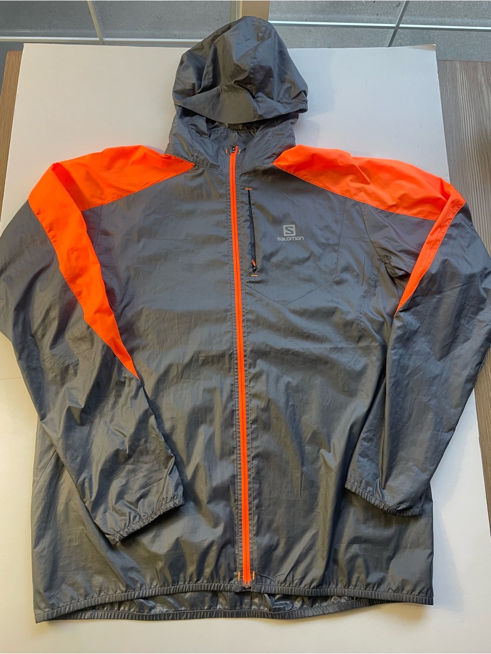 Salomon ClimaWind Lightweight Hooded Windbreaker Jacket Grey Orange Men's XL
